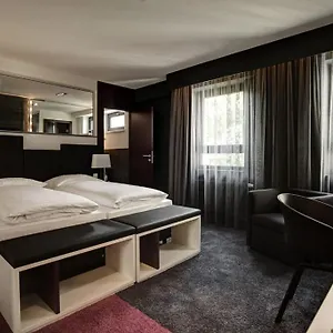 Bliss Hotel מלון